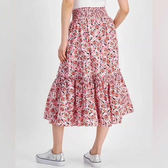 Tommy Hilfiger Santa Monica Smocked Ditsy Floral Skirt NWT, size Medium - Picture 3 of 10